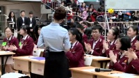 第十屆全國高中英語課堂教學觀摩課高二優質課《Festivals and Celebrations》(附課件)