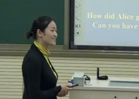 а꼉(j)ӢZ(y)ģKڶԪshe was thinking about her cat|ʡ(yu)n
