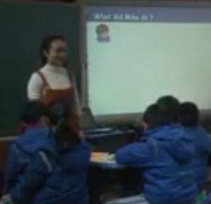 СW(xu)ӢŽW(xu)u(yu)չʾF(xin)nPEP8 Unit2 last weekend A lets talk1T^(q)