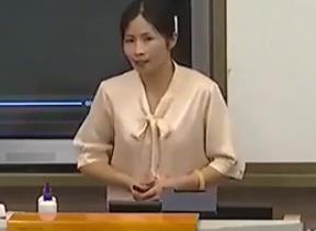 е½̲ný̌W(xu)(yu)|(zh)nِ˽̰޶¡h(hun)cl(f)չڶ(ji)˵؅f(xi){(dio)ɳm(x)l(f)չ