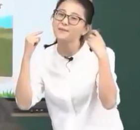 ʮȫСW(xu)ӢZ̎̌W(xu)ِxnչʾ˽̰Unit 6 How do you feelRead and writenr(sh)