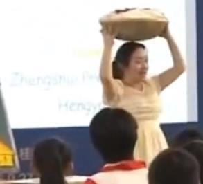 nȫСW(xu)ӢZný̌W(xu)^ĦnSĽW(xu) Handa'ssurprise